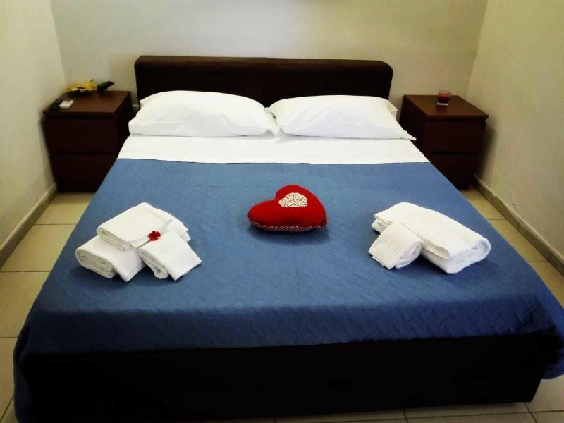 B&B Nuovo Reale - Centro Storico Lecce Luaran gambar