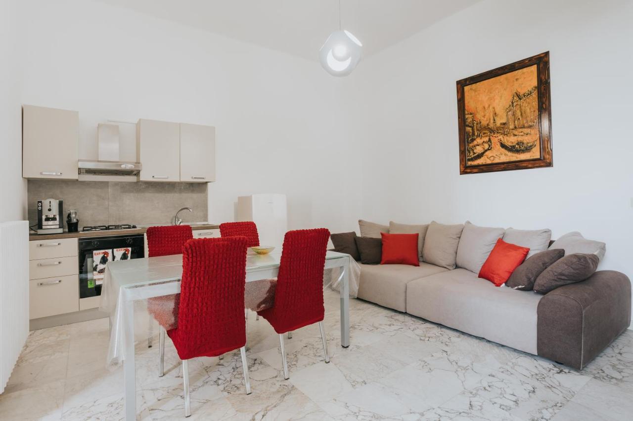 B&B Nuovo Reale - Centro Storico Lecce Luaran gambar